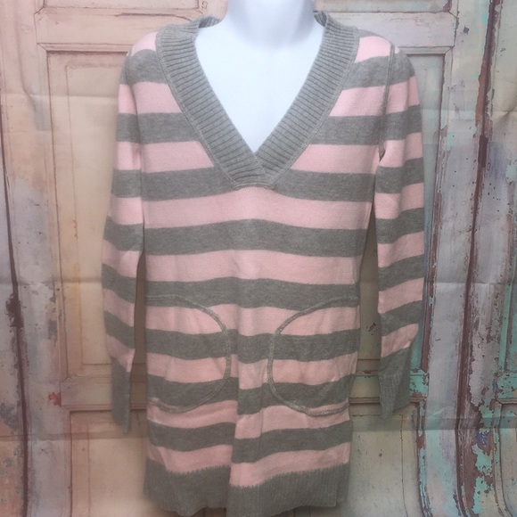 SALE ππ GAP KIDS Long Sleeve Stripped Sweater - Picture 2 of 5